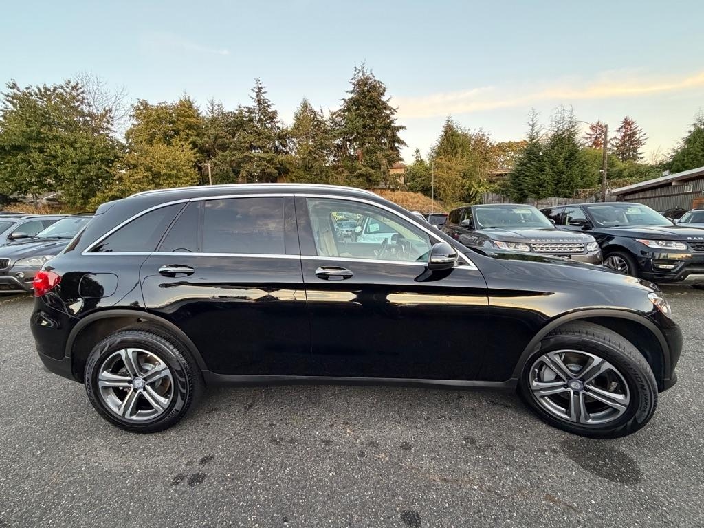 Mercedes-Benz GLC-Class  2017