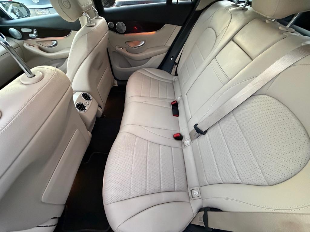 Mercedes-Benz GLC-Class  2017
