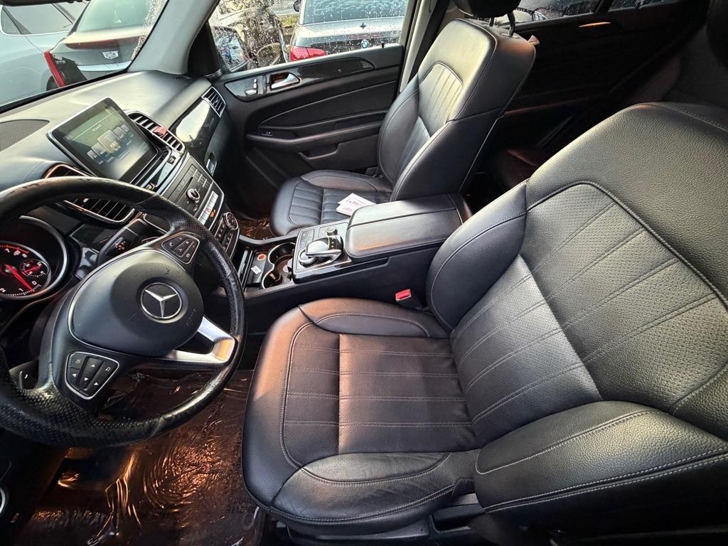 Mercedes-Benz GLE-Class  2016