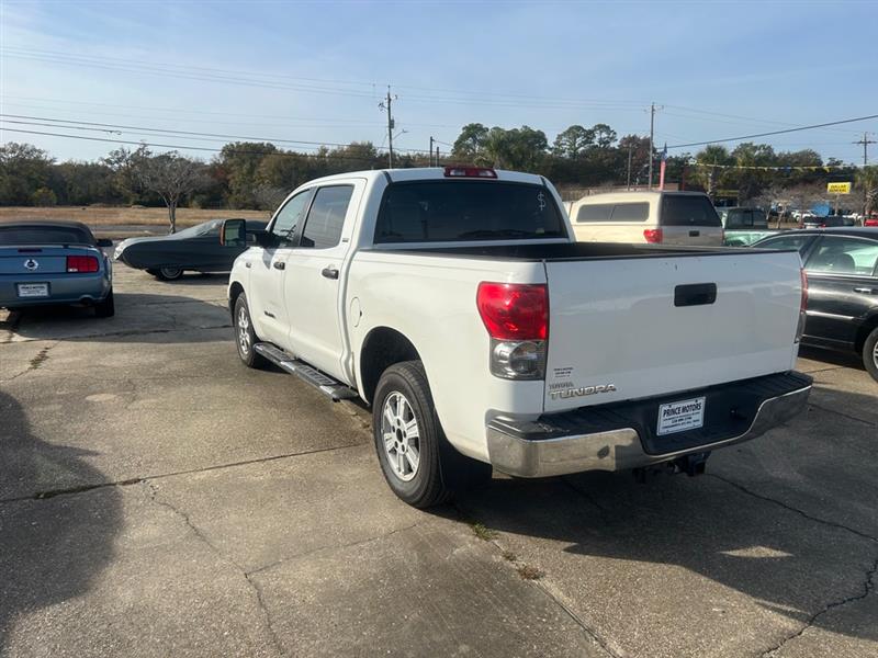Toyota Tundra SR5 CrewMax 6AT 2WD 2007