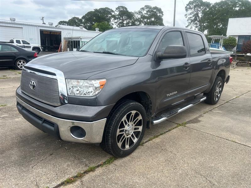 Toyota Tundra Tundra-Grade CrewMax 4.6L 2WD 2013