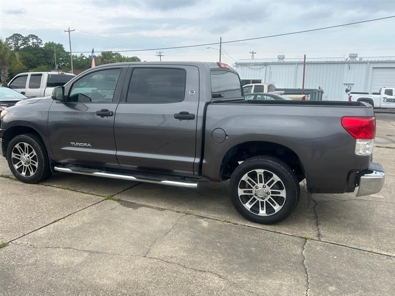 Toyota Tundra Tundra-Grade CrewMax 4.6L 2WD 2013