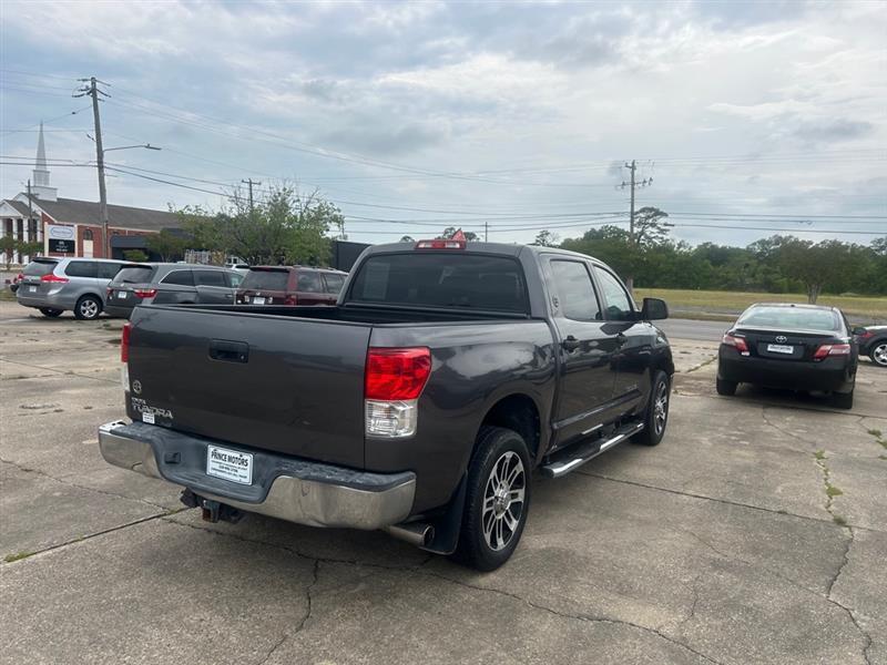 Toyota Tundra Tundra-Grade CrewMax 4.6L 2WD 2013