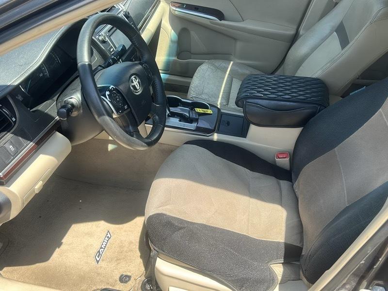 Toyota Camry 2014.5 4dr Sdn I4 Auto XLE (Natl) 2012