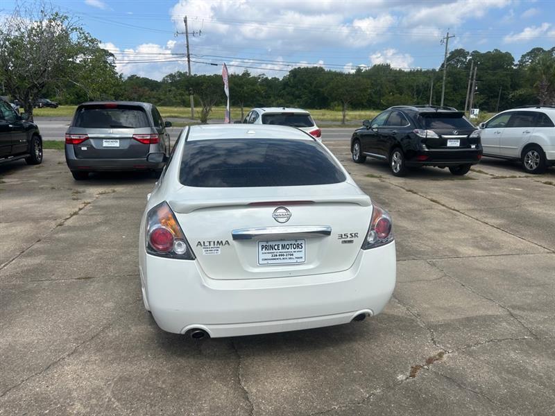 Nissan Altima 3.5 SR 2012