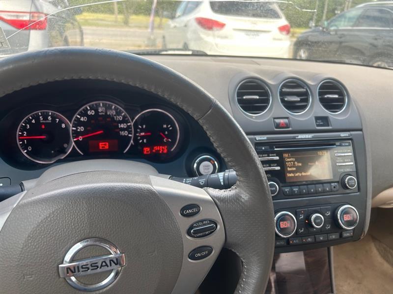 Nissan Altima 3.5 SR 2012