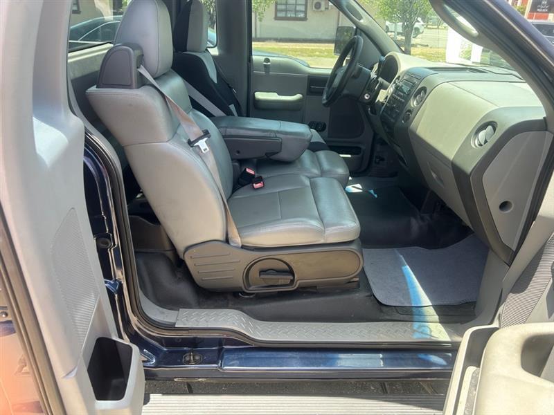 Ford F-150 XLT Long Bed 2WD 2006