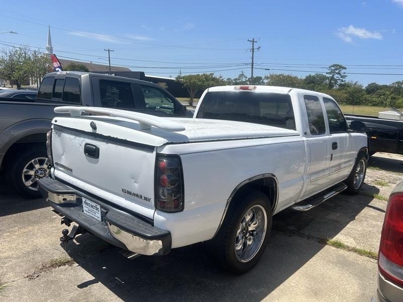 Chevrolet Silverado 1500 1LT Crew Cab Long Box 2WD 2005