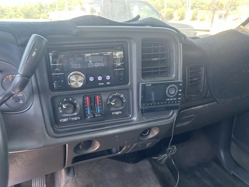 Chevrolet Silverado 1500 1LT Crew Cab Long Box 2WD 2005