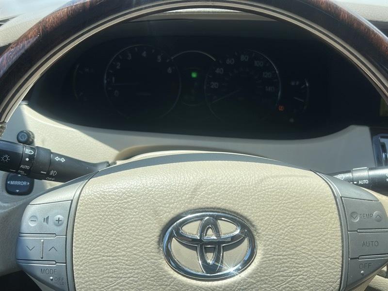 Toyota Avalon XLS 2008