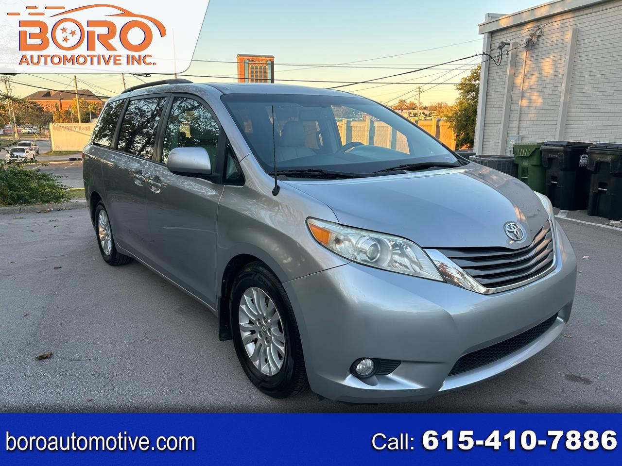 2012 Toyota Sienna XLE FWD 8-Passenger V6