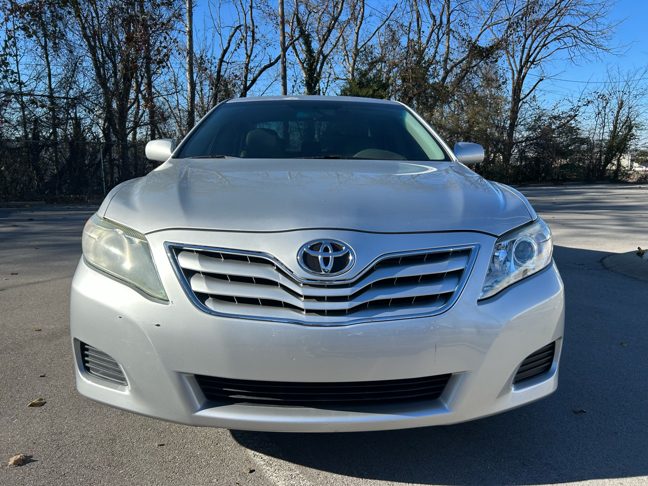 Toyota Camry Base 6-Spd AT 2011