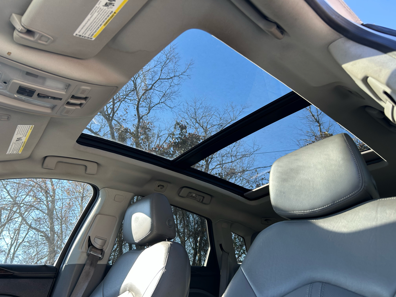 Cadillac SRX Luxury 2012