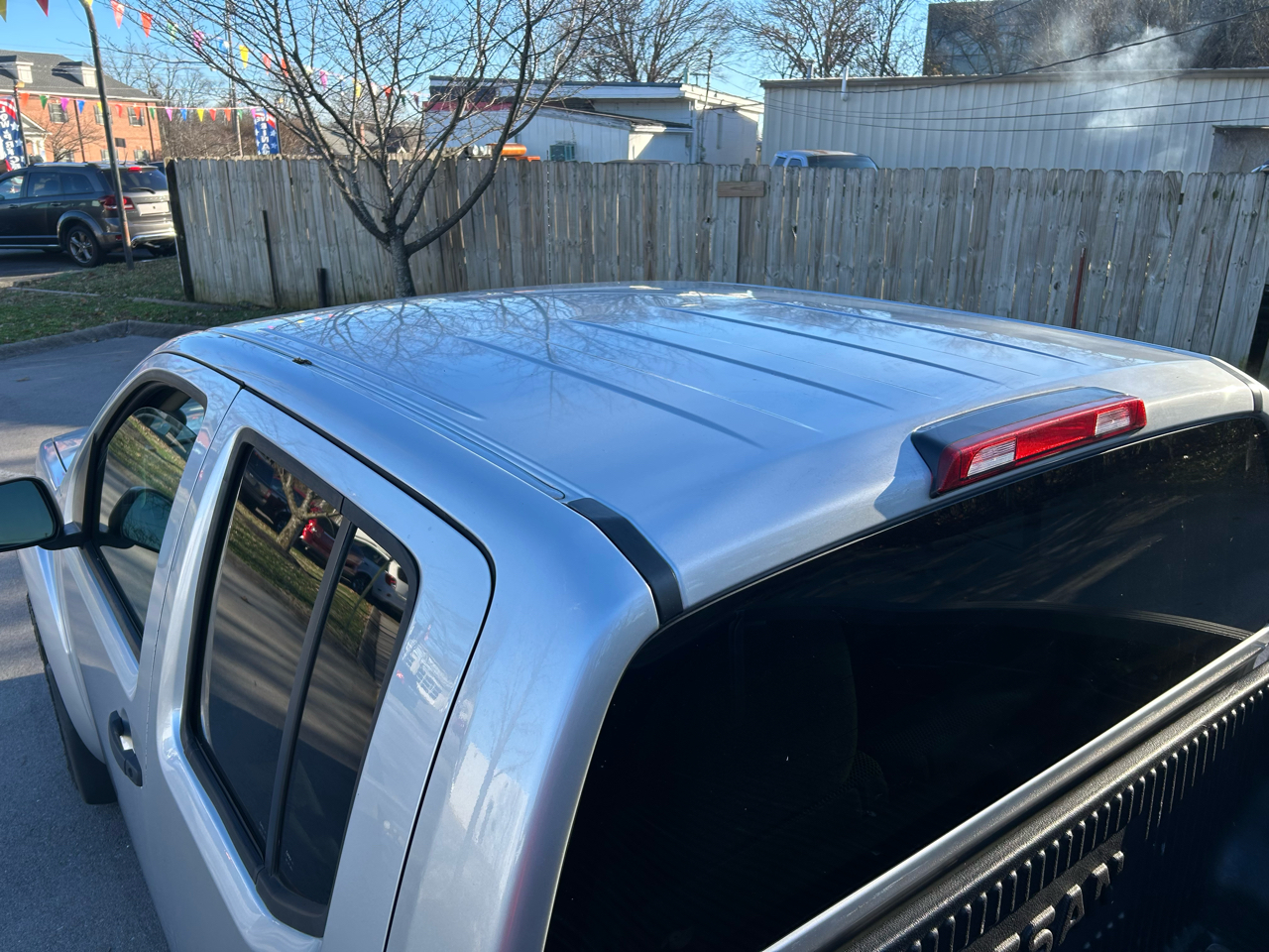 Nissan Frontier Crew Cab 4x4 SV V6 Auto 2012