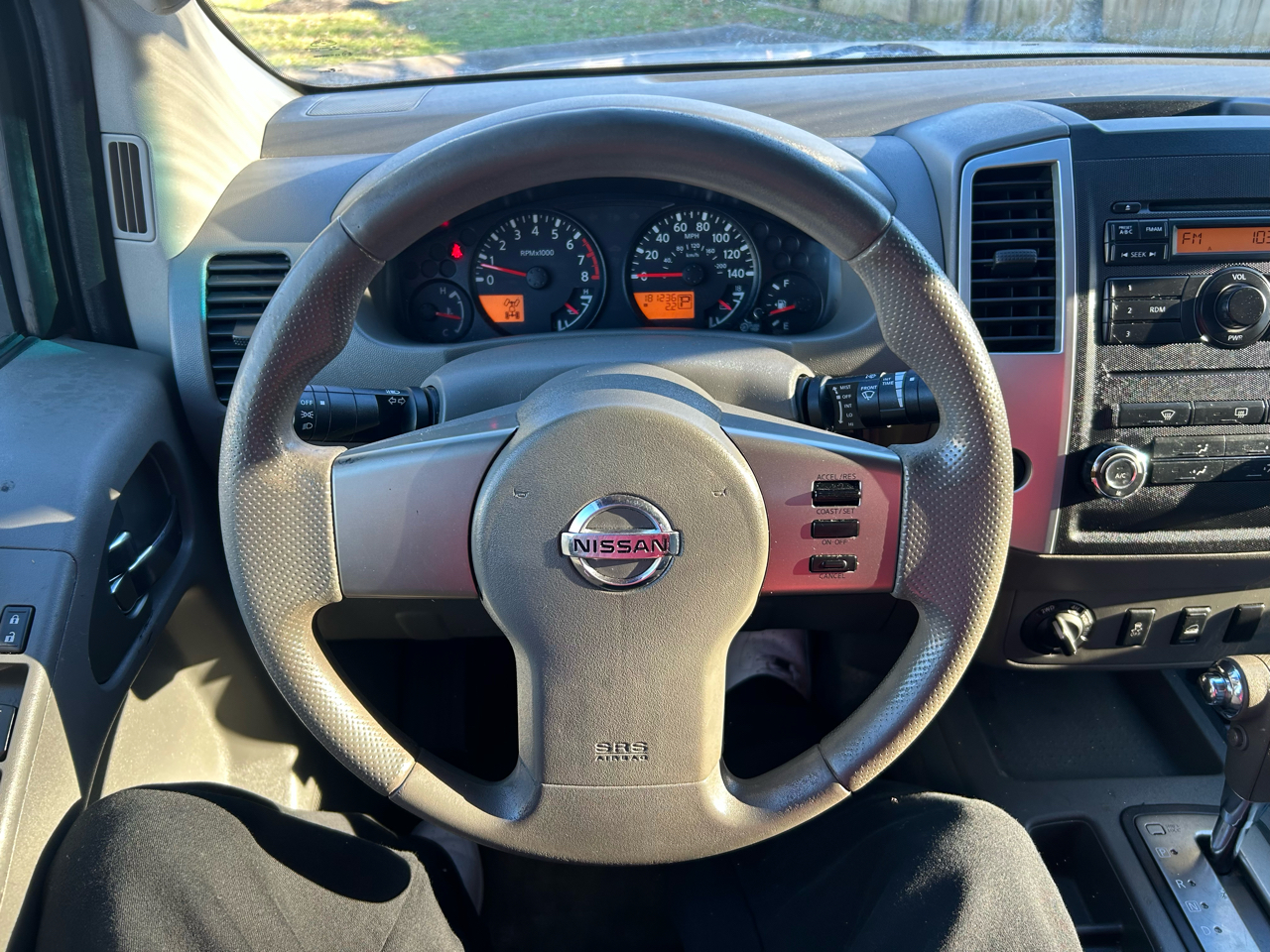 Nissan Frontier Crew Cab 4x4 SV V6 Auto 2012