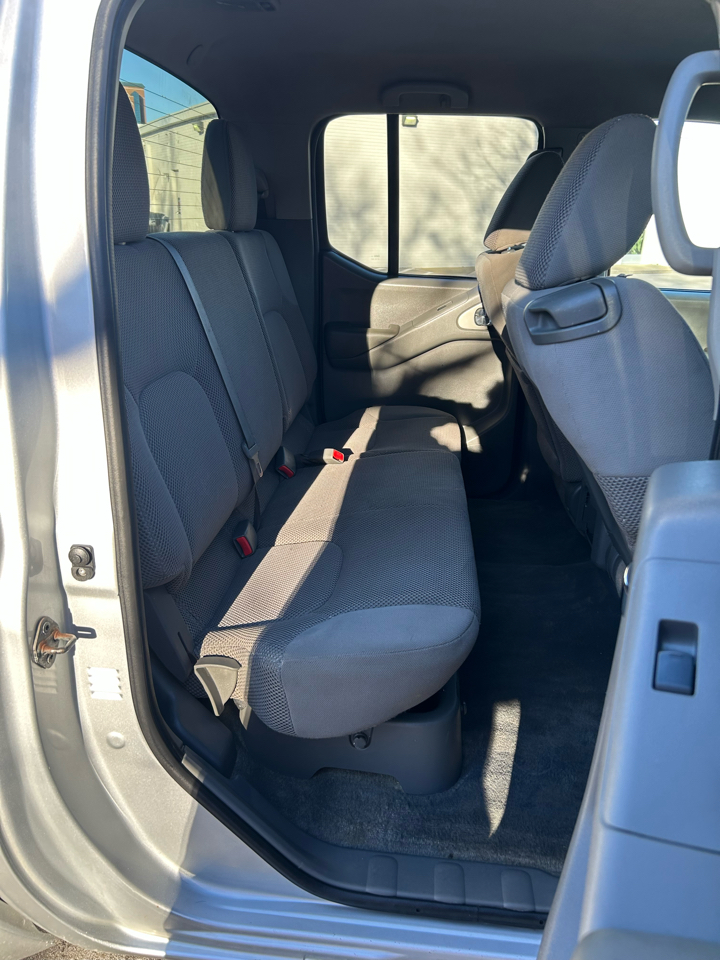 Nissan Frontier Crew Cab 4x4 SV V6 Auto 2012