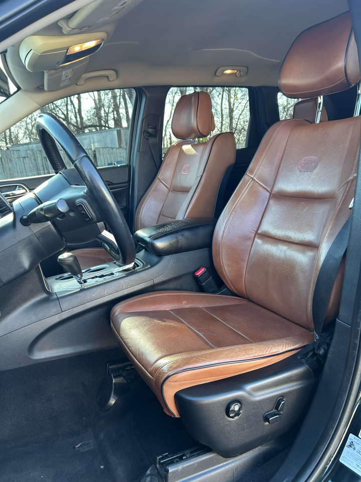 Jeep Grand Cherokee Laredo 2WD 2012