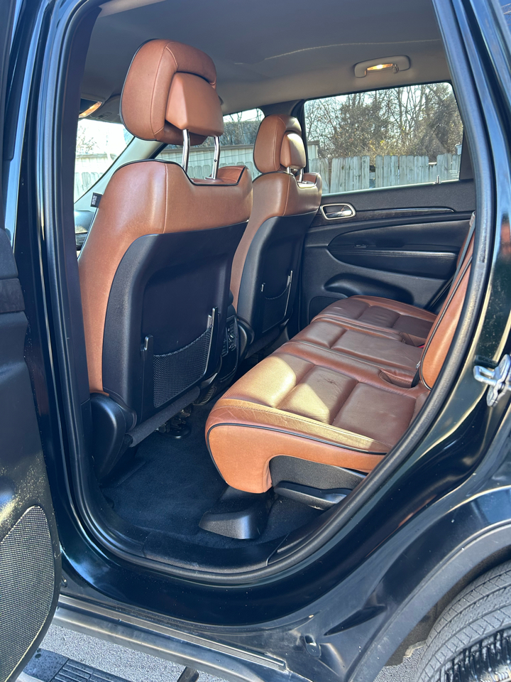 Jeep Grand Cherokee Laredo 2WD 2012