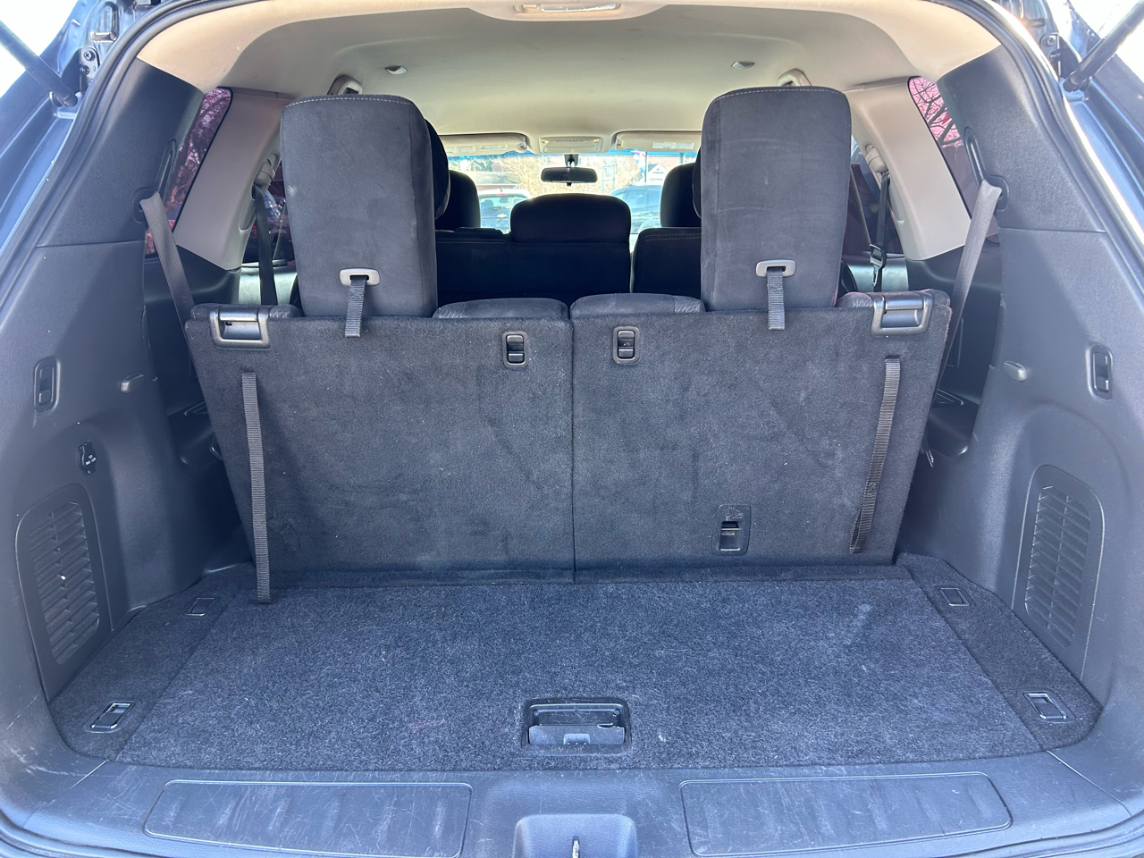 Nissan Pathfinder SV 2WD 2015