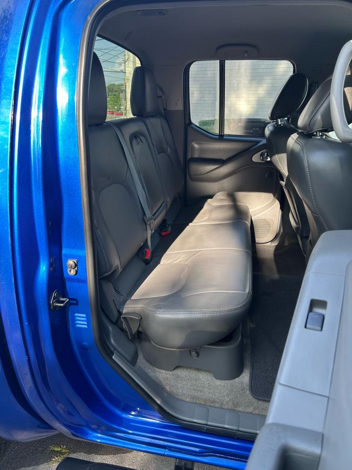 Nissan Frontier S Crew Cab 2WD 2012