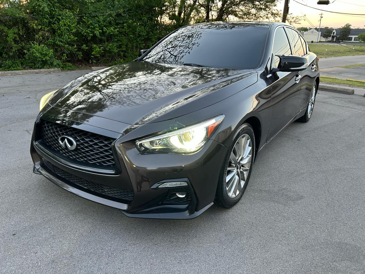 Infiniti Q50 Premium AWD 2014