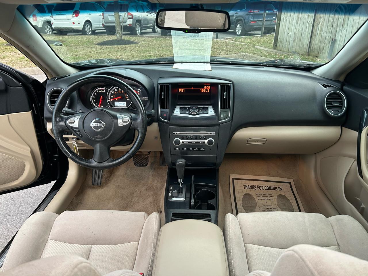 Nissan Maxima SV 2013