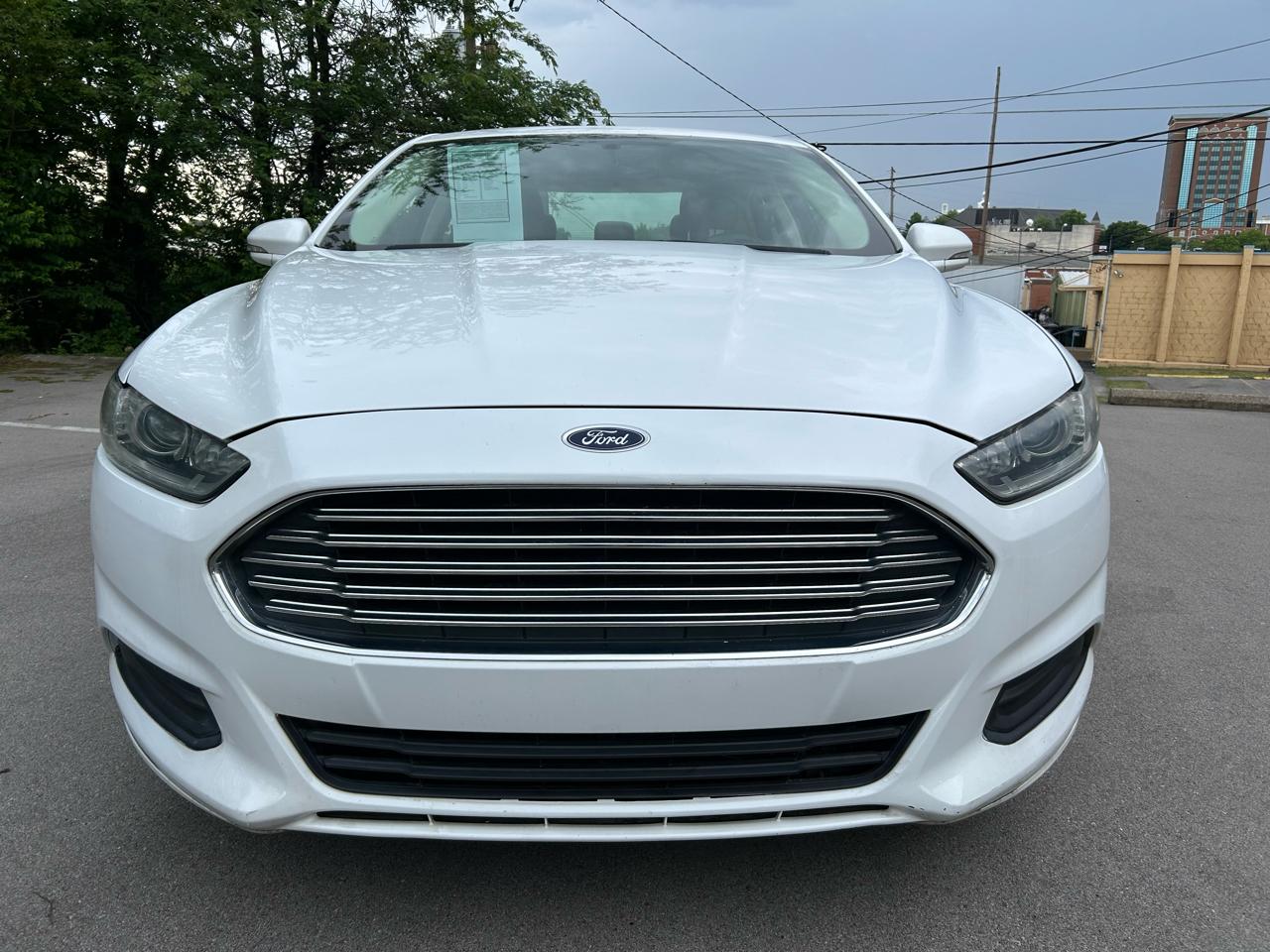 Ford Fusion SE 2014