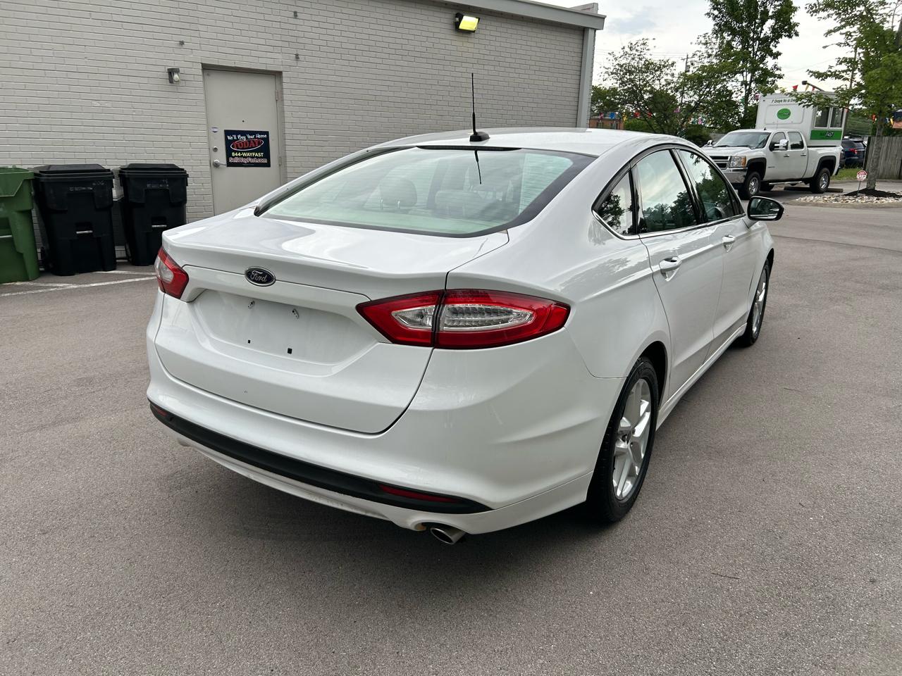 Ford Fusion SE 2014