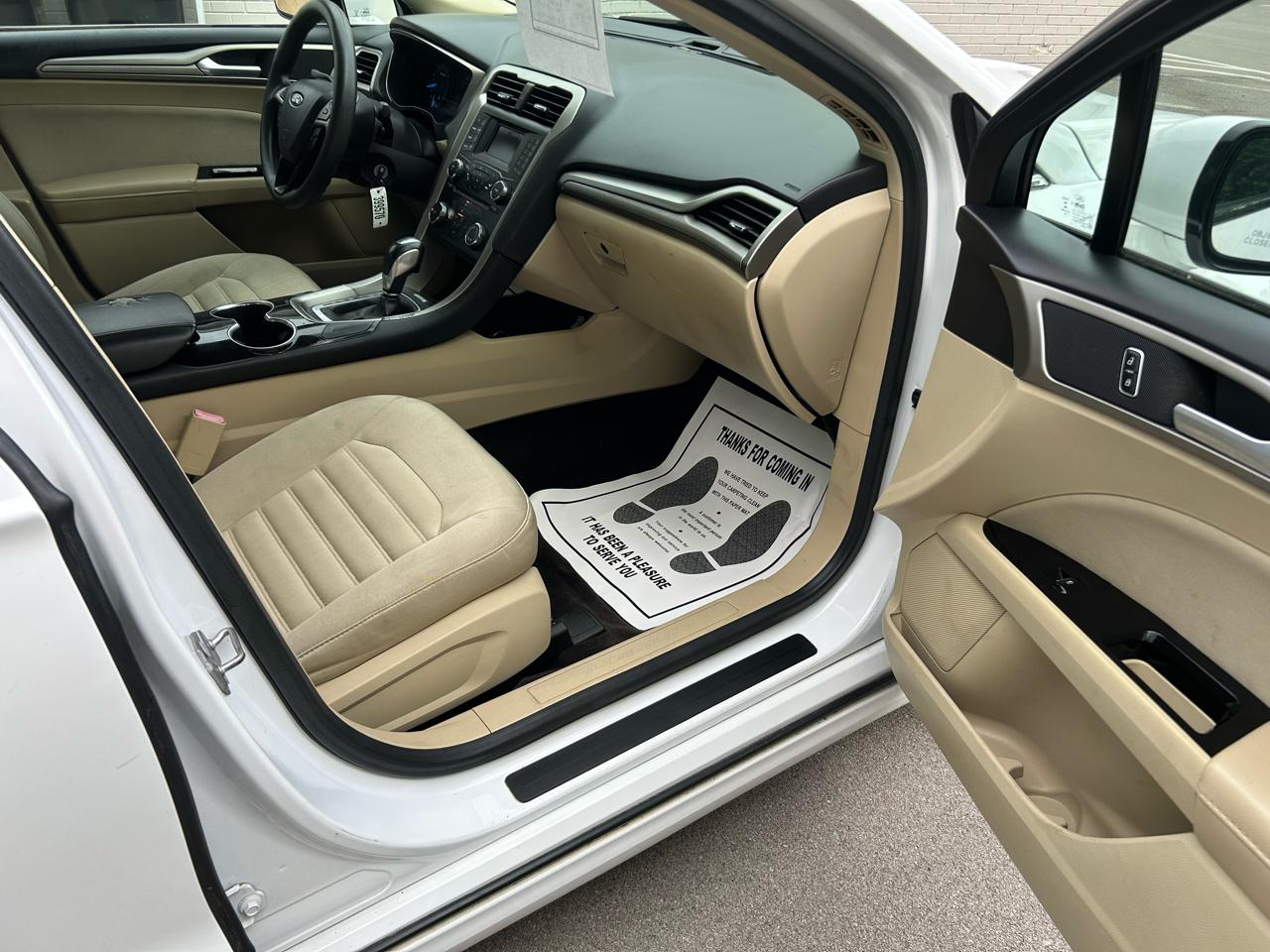 Ford Fusion SE 2014