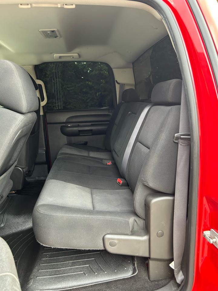 Chevrolet Silverado 1500 LS Crew Cab 4WD 2011