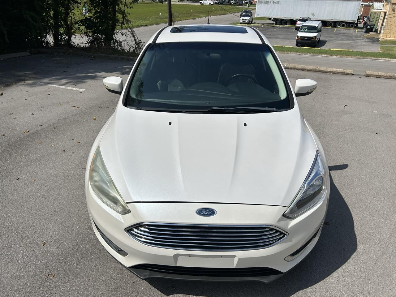 Ford Focus Titanium Sedan 2015