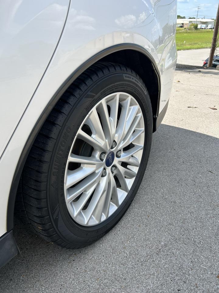 Ford Focus Titanium Sedan 2015