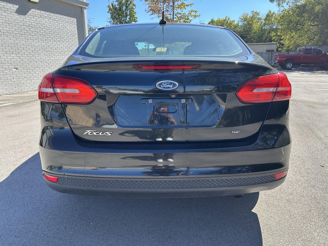 Ford Focus SE Sedan 2015