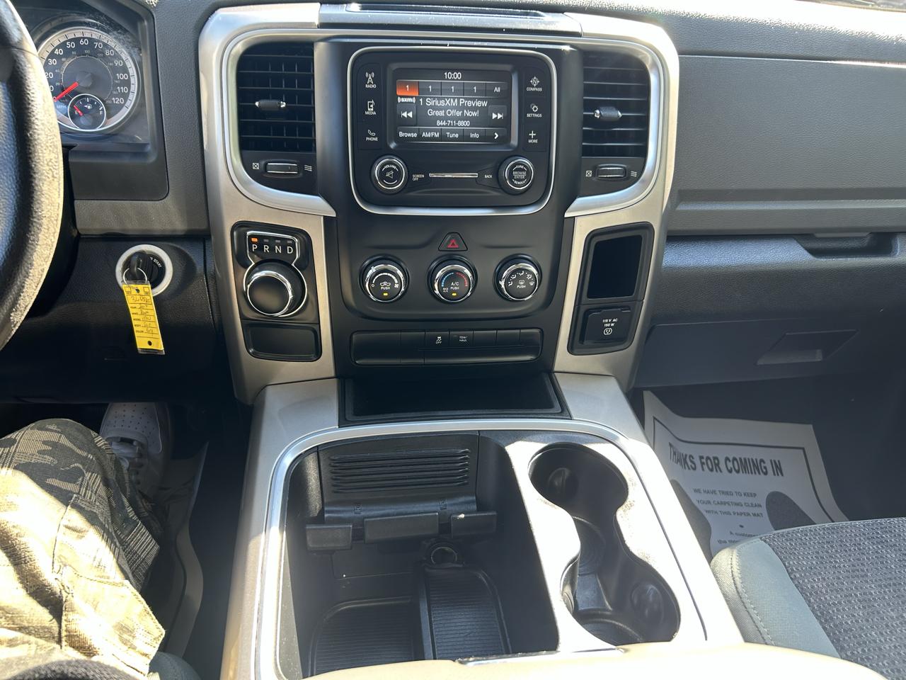 Dodge Ram 1500 SLT  2017