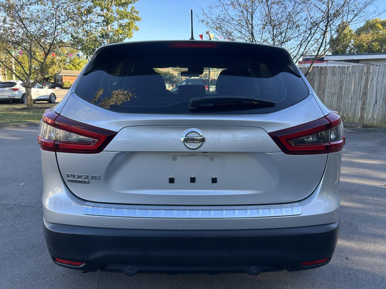Nissan Rogue Sport S 2020