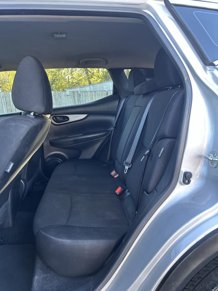 Nissan Rogue Sport S 2020