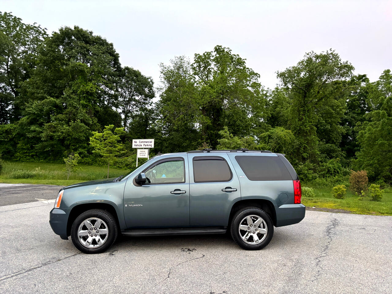 GMC Yukon SLT-1 4WD 2009 GMC Yukon SLT-1 4WD 2009