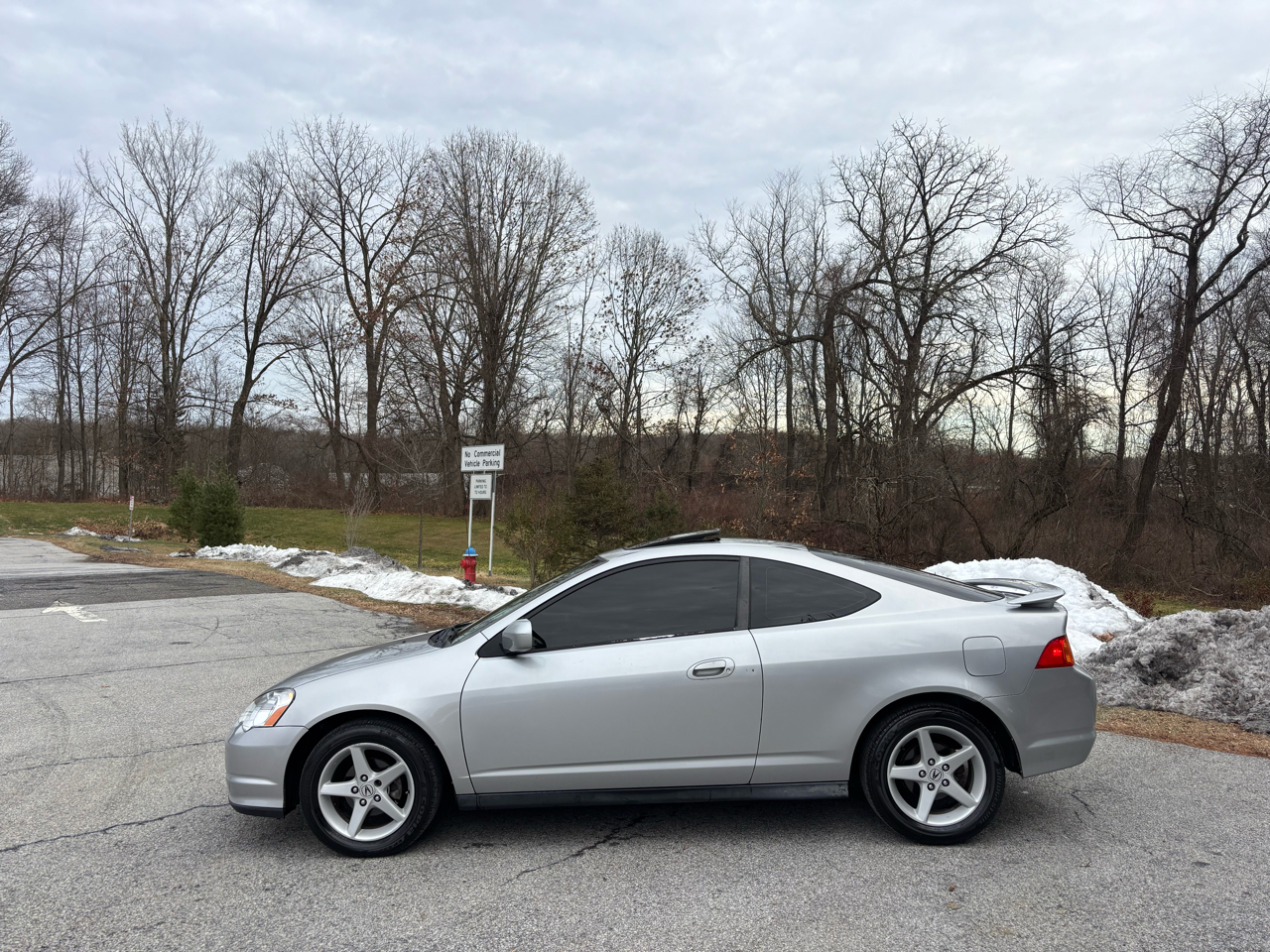 Acura RSX Coupe with 5-speed AT 2003