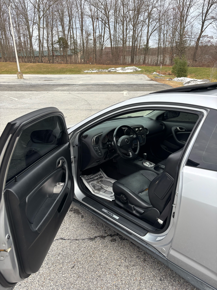 Acura RSX Coupe with 5-speed AT 2003
