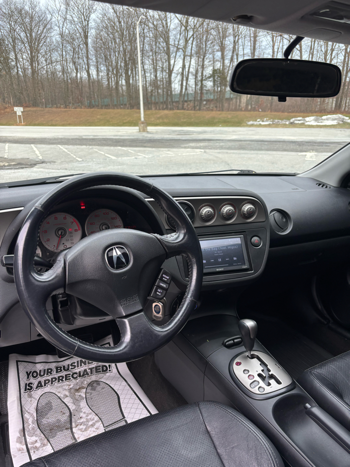Acura RSX Coupe with 5-speed AT 2003
