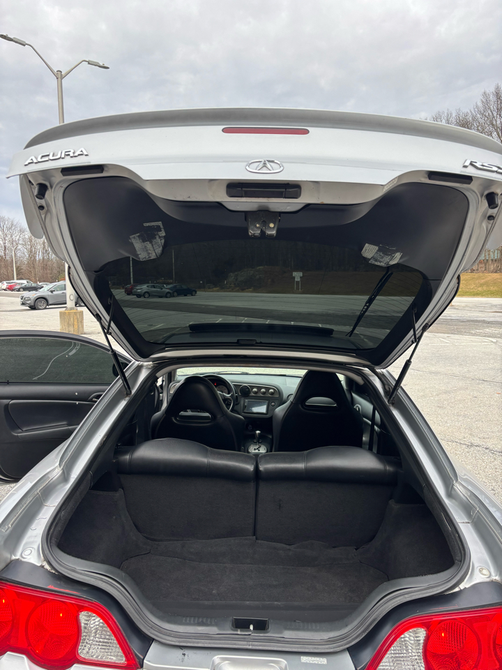 Acura RSX Coupe with 5-speed AT 2003