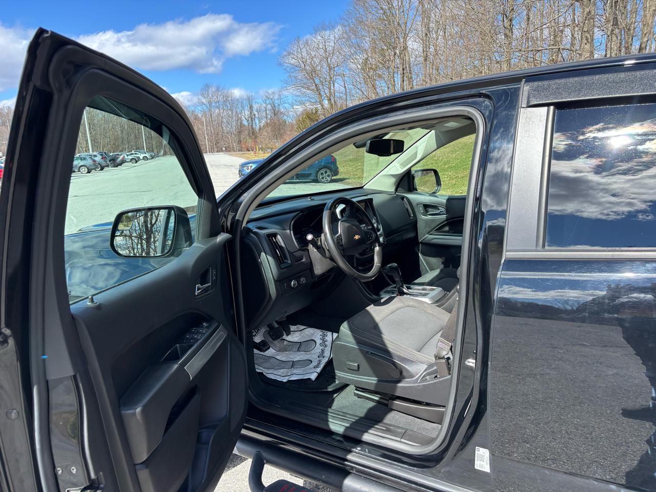 Chevrolet Colorado LT Crew Cab 4WD Short Box 2019