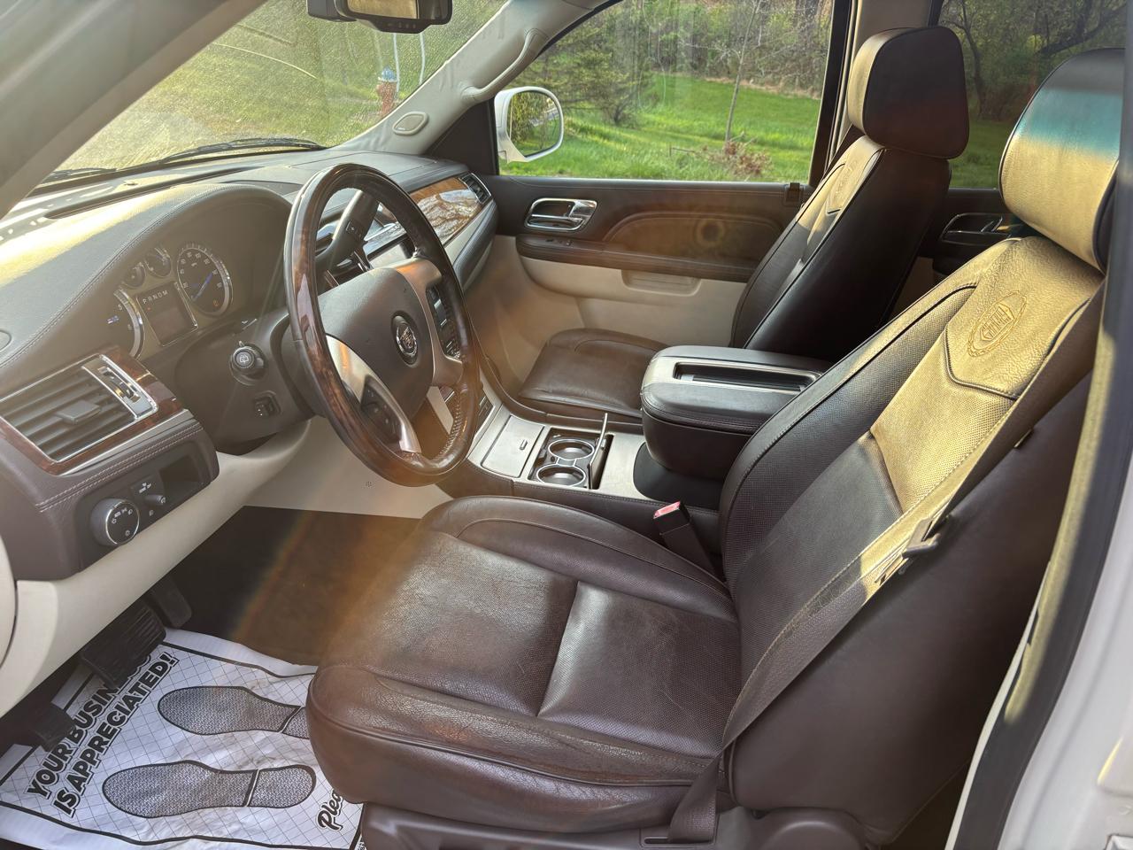 Cadillac Escalade ESV AWD Platinum 2014