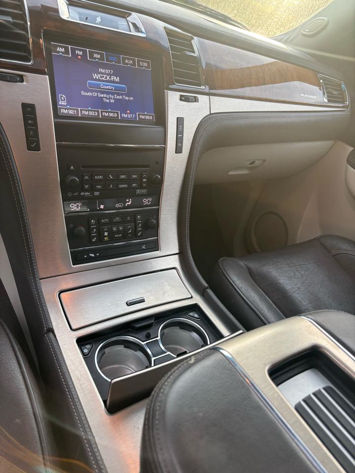 Cadillac Escalade ESV AWD Platinum 2014