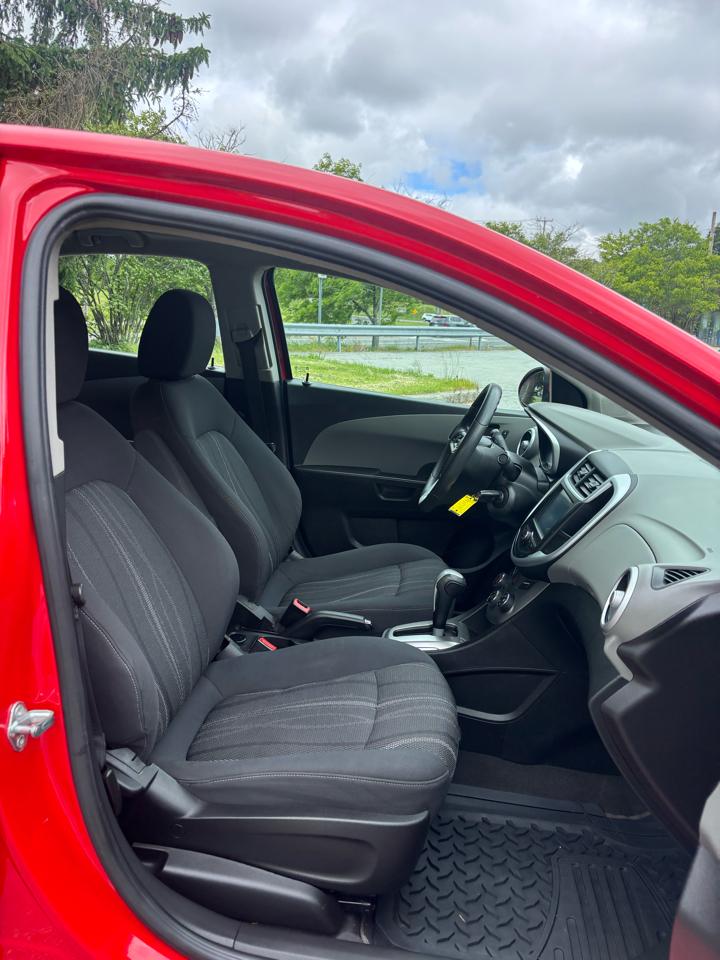 Chevrolet Sonic LT Auto Sedan 2017