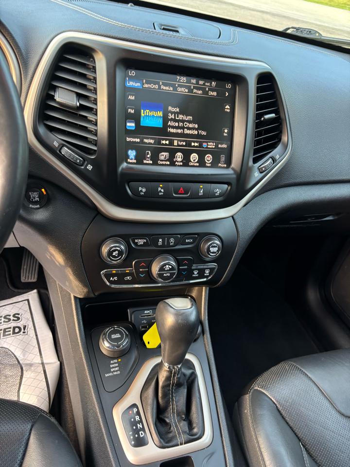 Jeep Cherokee Limited 4WD 2015