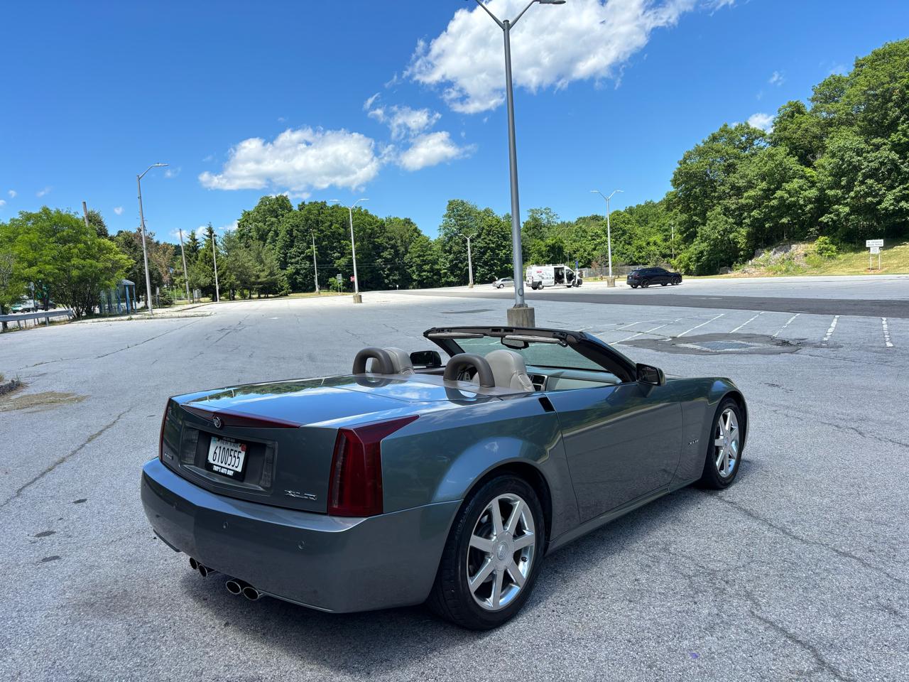 Cadillac XLR Convertible 2004