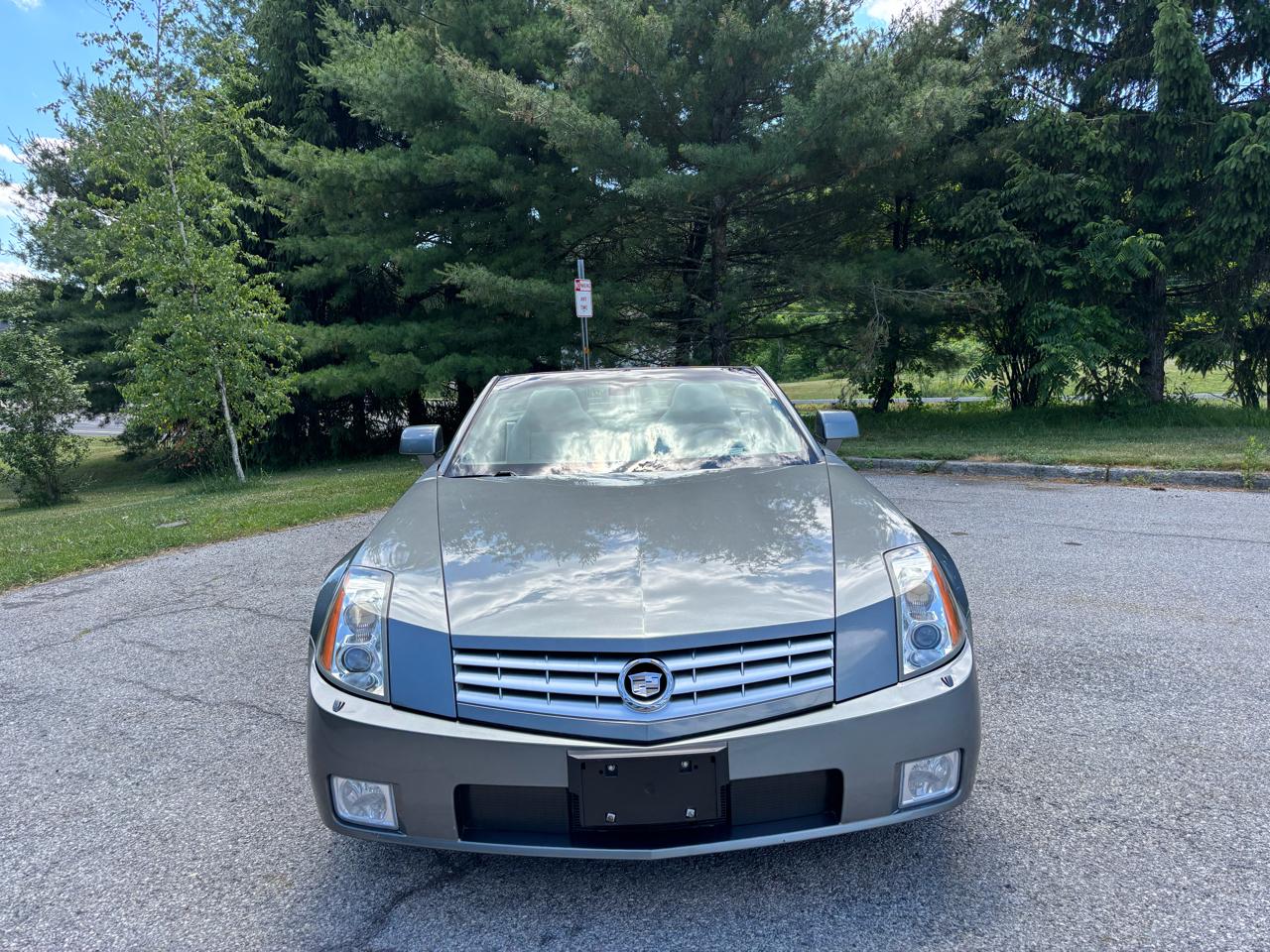 Cadillac XLR Convertible 2004
