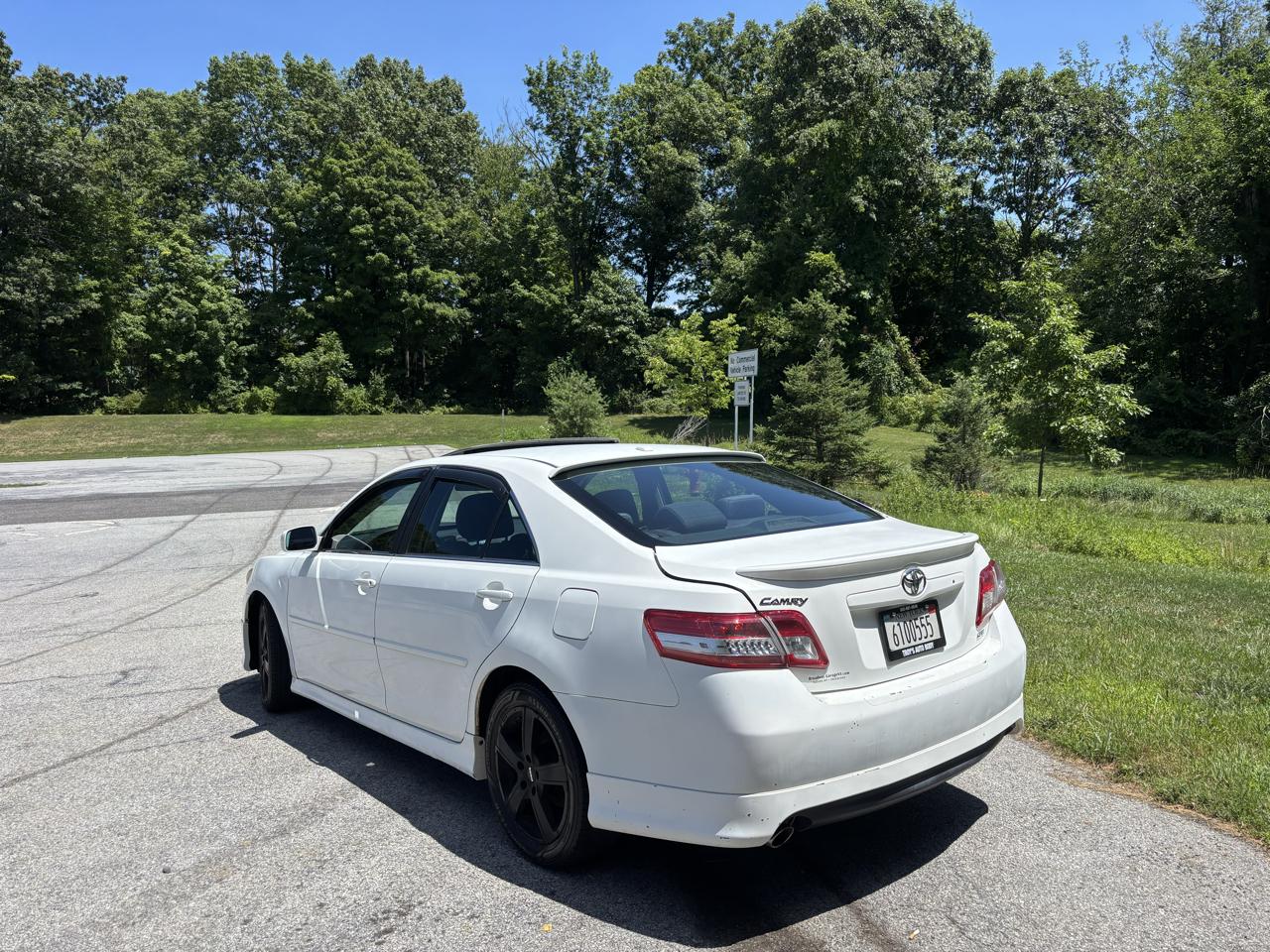 Toyota Camry Base 6-Spd AT 2011