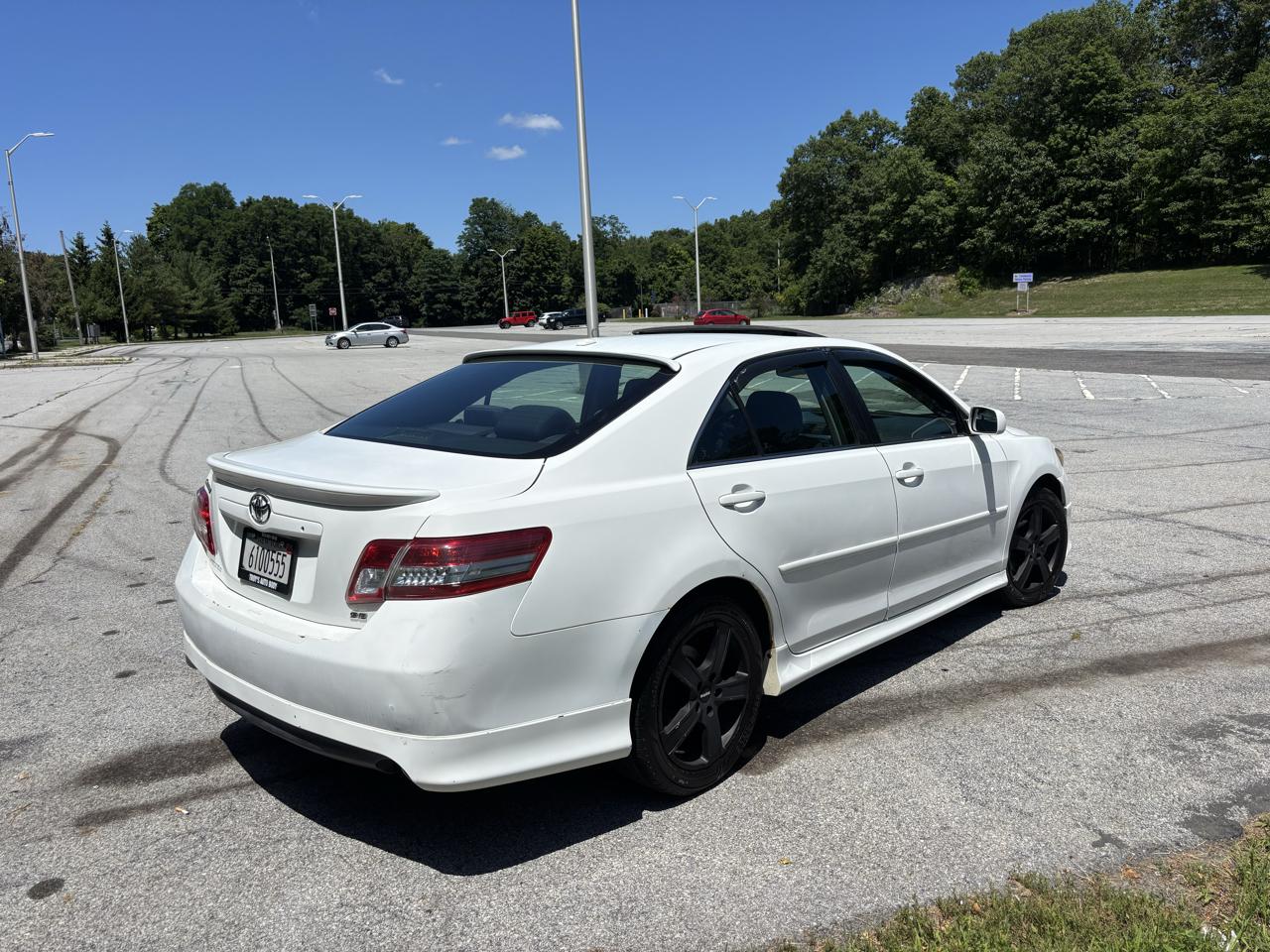 Toyota Camry Base 6-Spd AT 2011